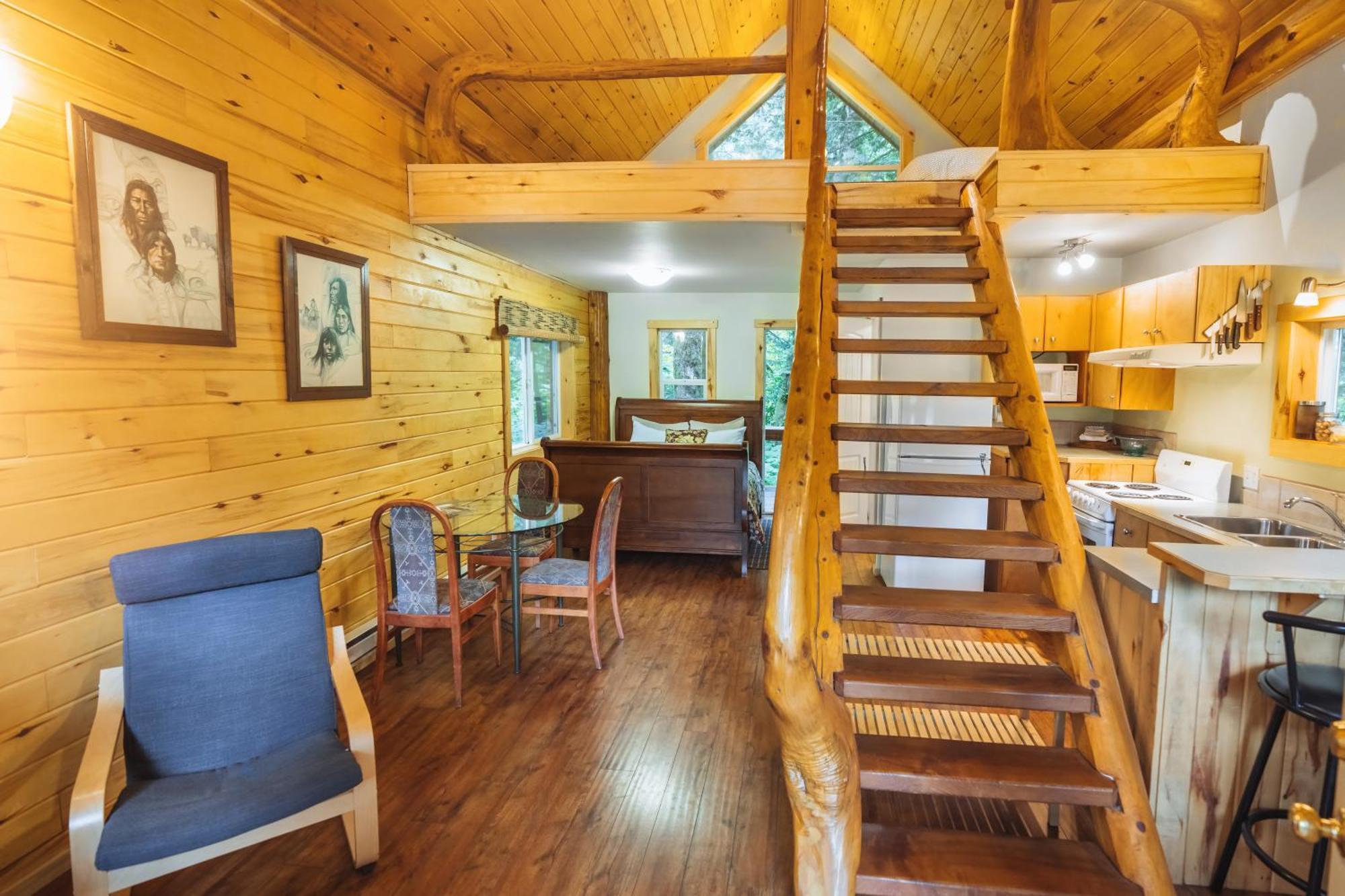 Bella Coola Grizzly Tours And Resort Hagensborg Екстериор снимка