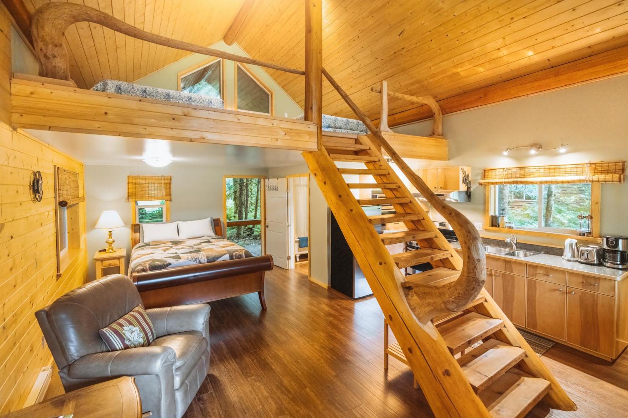 Bella Coola Grizzly Tours And Resort Hagensborg Екстериор снимка