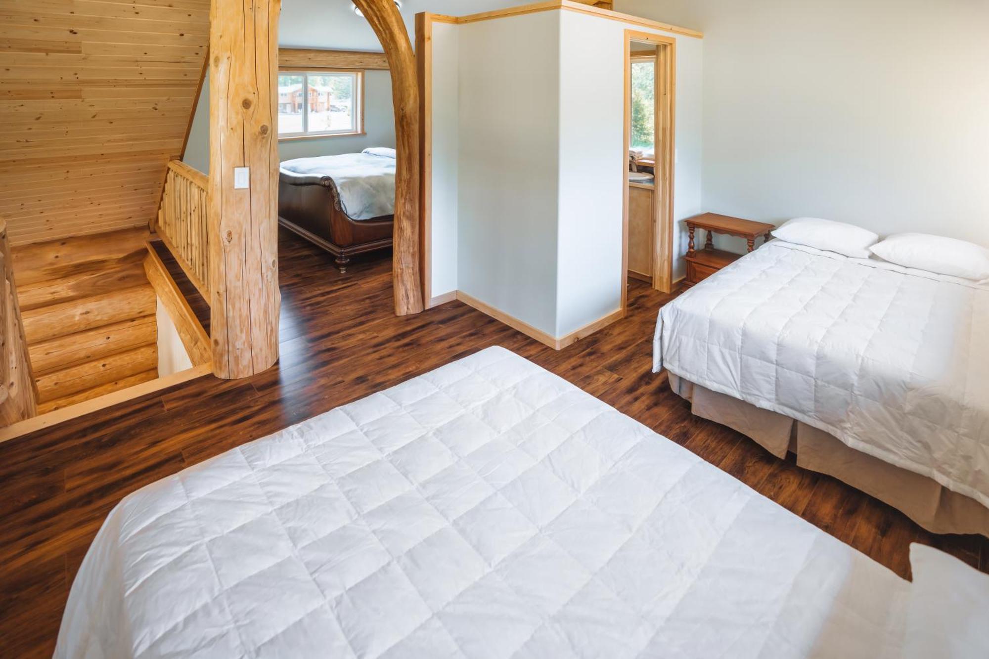 Bella Coola Grizzly Tours And Resort Hagensborg Екстериор снимка